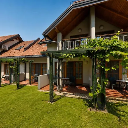 Terme - Hotelsko Naselje Zeleni Gaj 3*