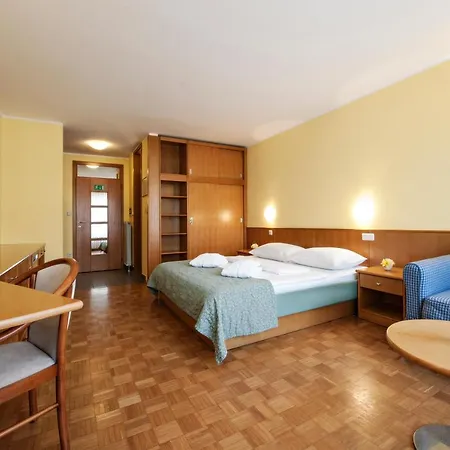 Terme Banovci - Hotelsko Naselje Zeleni Gaj 3*