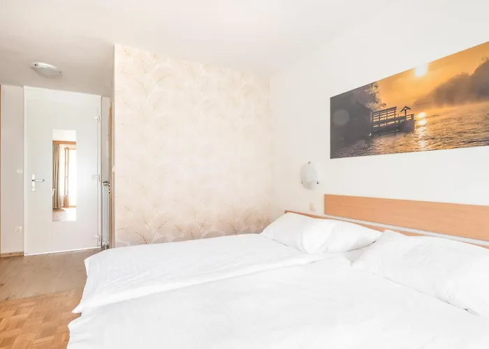 Terme - Hotelsko Naselje Zeleni Gaj 3* בנובצי