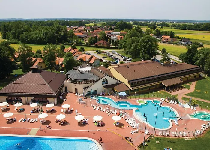 Terme - Hotelsko Naselje Zeleni Gaj מלון